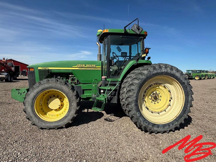 2000-john-deere-8210-image-4
