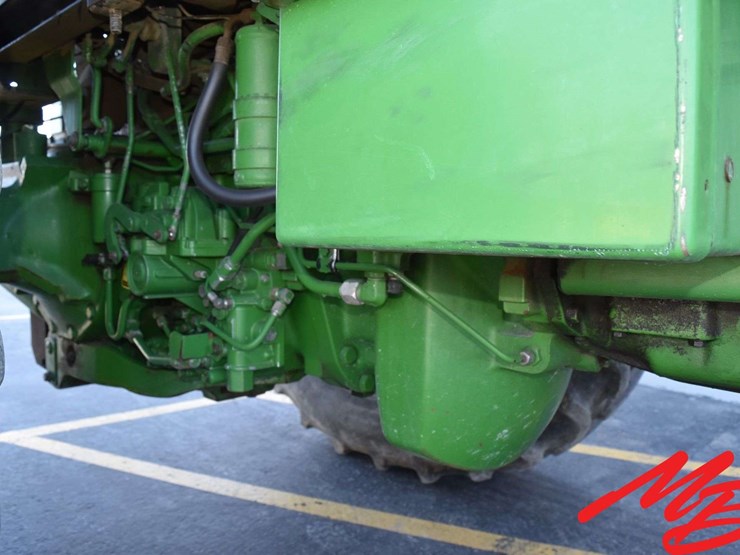 1989-john-deere-4455-image-38
