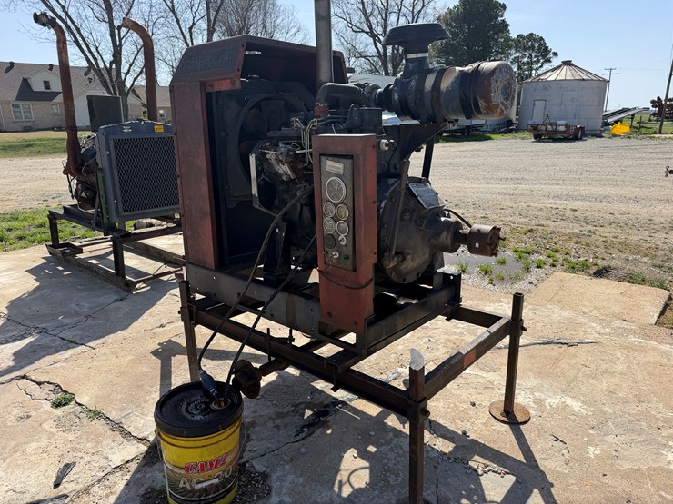 case-ih-4390t-image-4