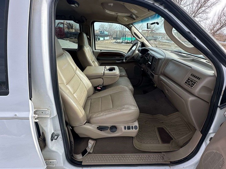 2004-ford-f250-lariat-image-30