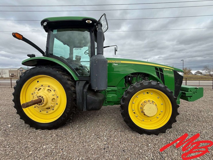 2012-john-deere-8285r-image-5