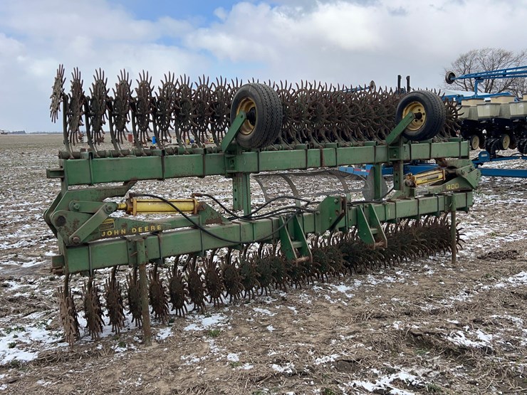 30-john-deere-400-image-2