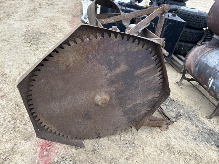 #35-•-buck-saw-image-2