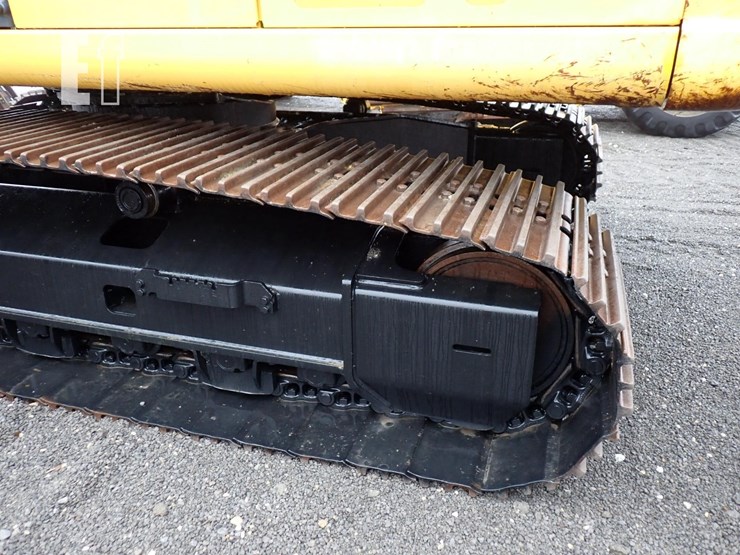 2016-deere-300g-lc-image-12