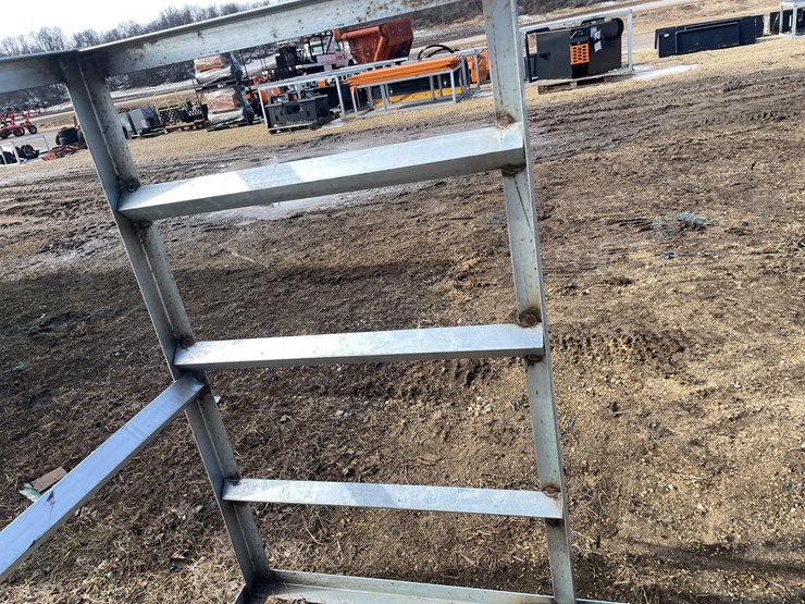 #2496-•-metal-crate-image-8