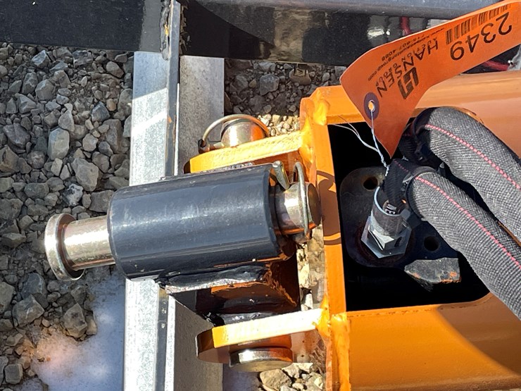 #2349-•-wolverine-skid-steer-auger-and-drive-bit-image-6