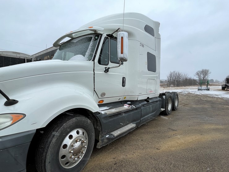 2016-international-prostar-image-25