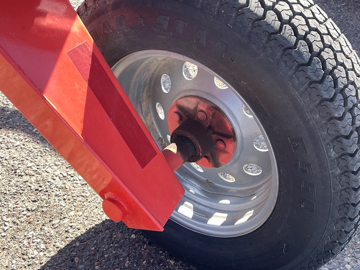 #1012-•-kuhn-(8)-wheel-speedrake-image-3