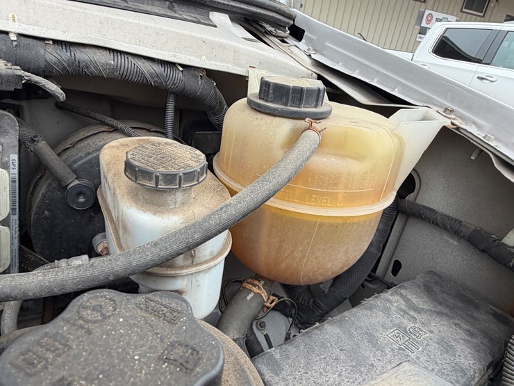 #1020-•-2014-ford-econoline-service-van-(eau-claire,-wi)-(has-wi-title)-image-46