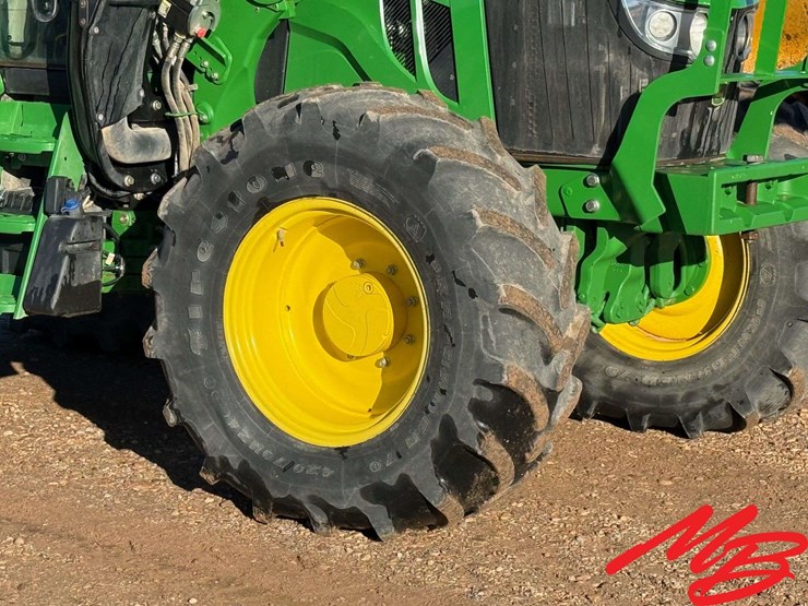 2023-john-deere-6120m-image-16
