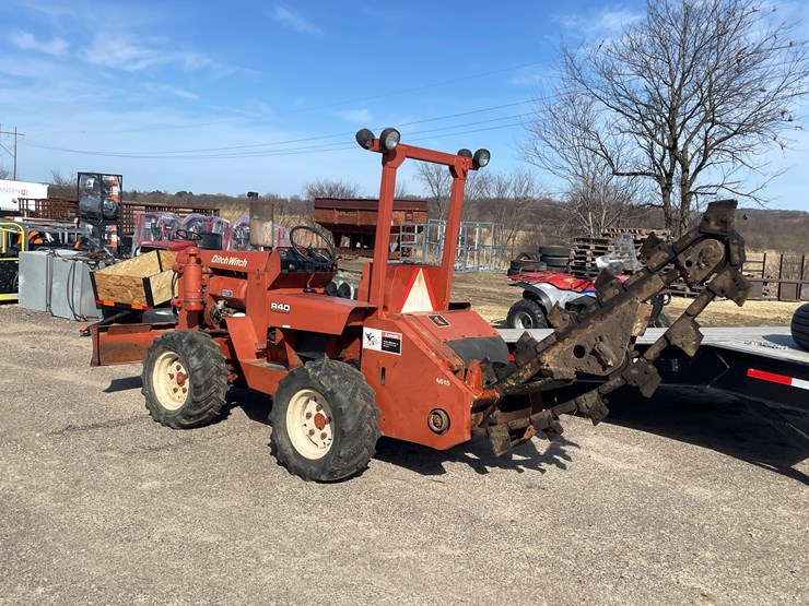 1975-ditch-witch-r40-image-7