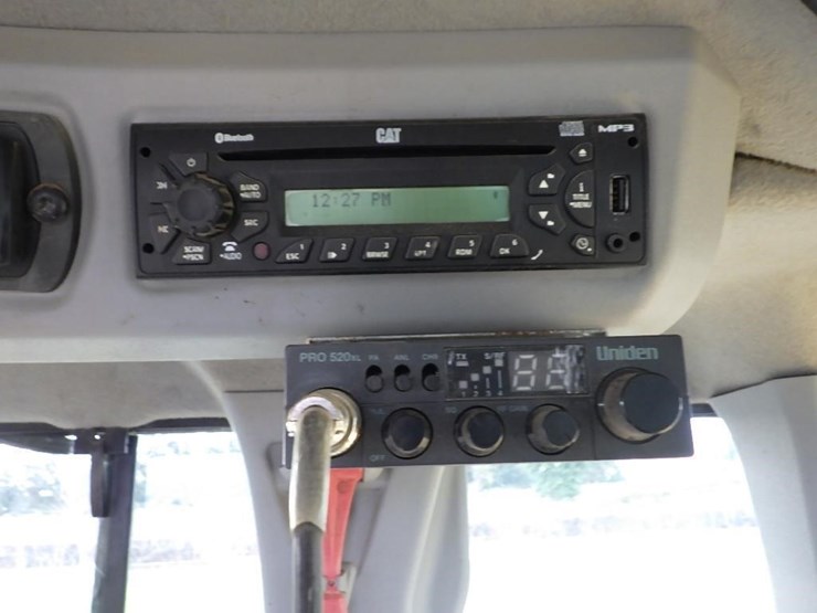 caterpillar-930k-image-39