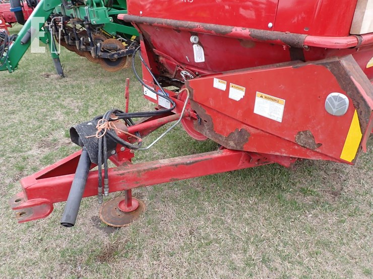 2018-new-holland-185-image-3