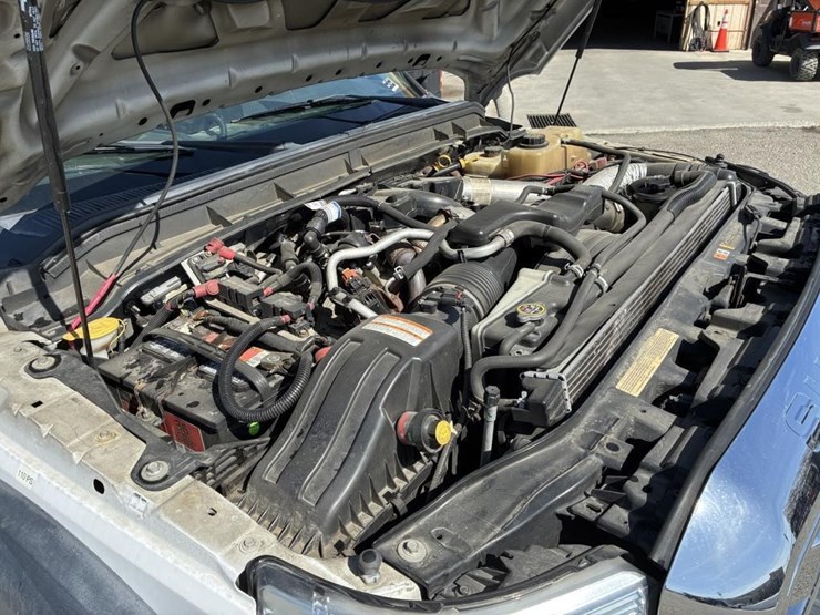 2015-ford-f550-xlt-image-7