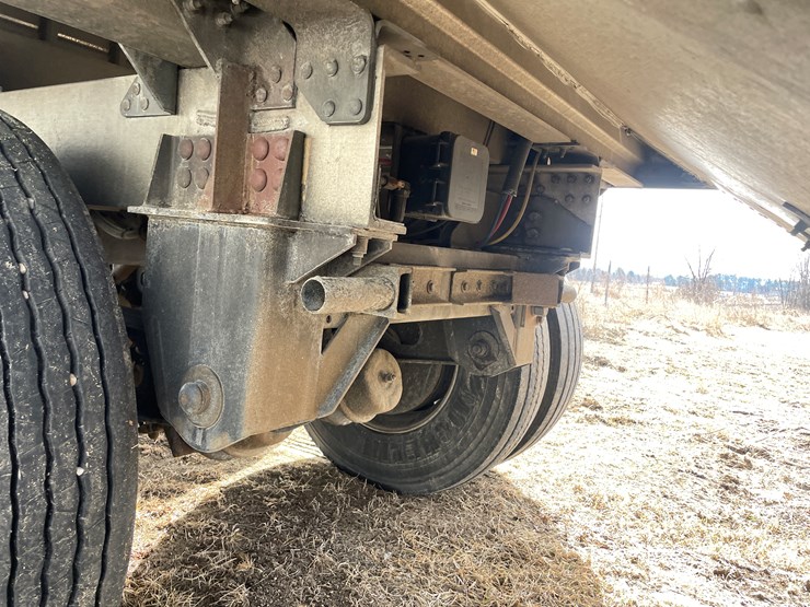 2016-timpte-42'-hopper-image-27