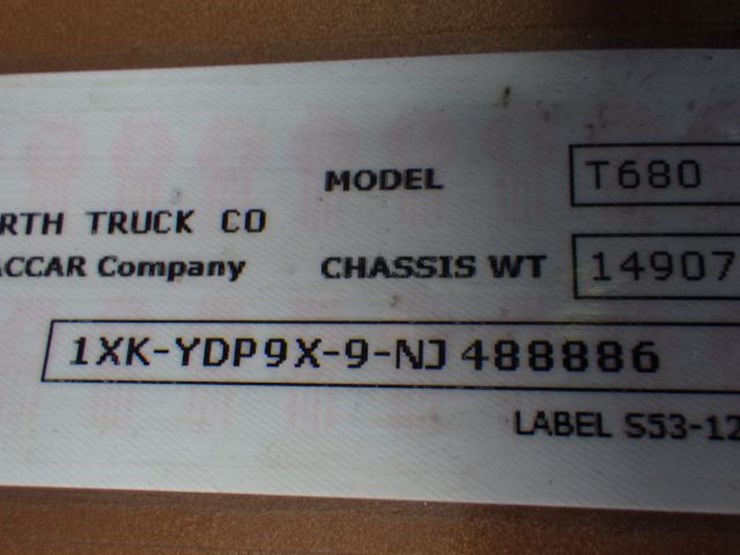 2022-kenworth-t680-image-18