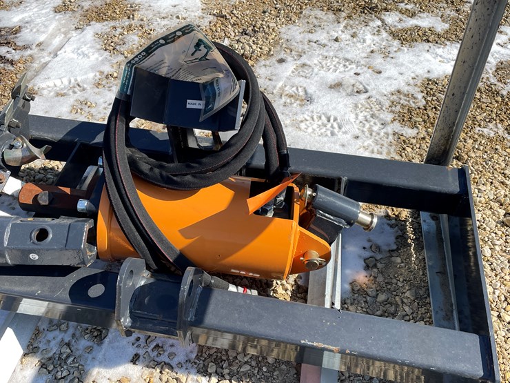 #2349-•-wolverine-skid-steer-auger-and-drive-bit-image-9