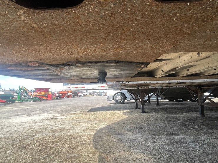 1999-utility-53'-image-22