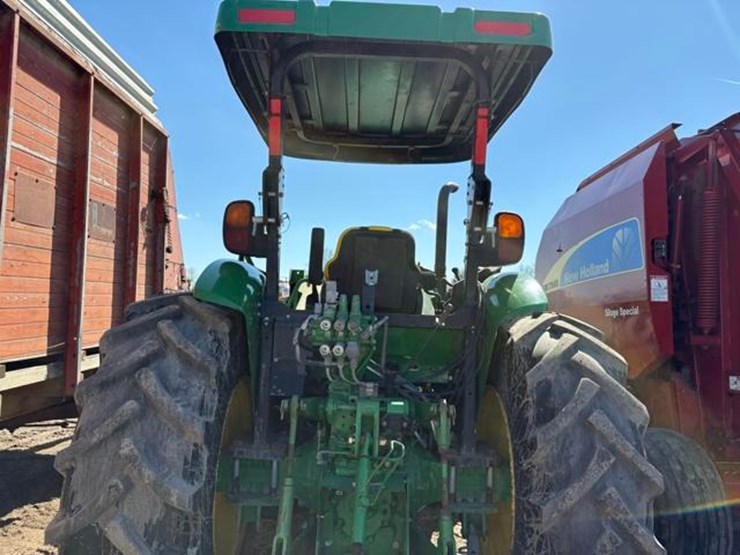 john-deere-5085e-image-13