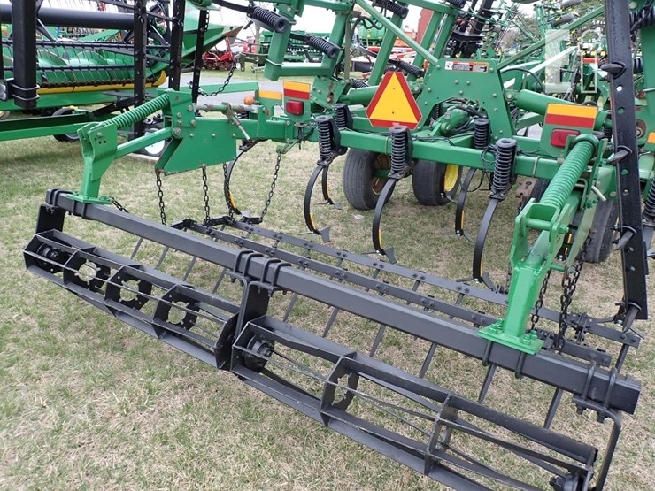 john-deere-726-image-9