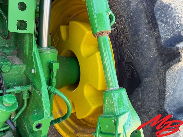 2020-john-deere-8r-410-image-10