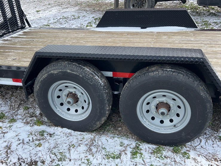 2021-moritz-elh-ar-series-20'-trailer-image-7