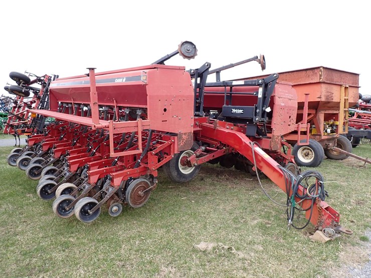 case-ih-5500-image-1