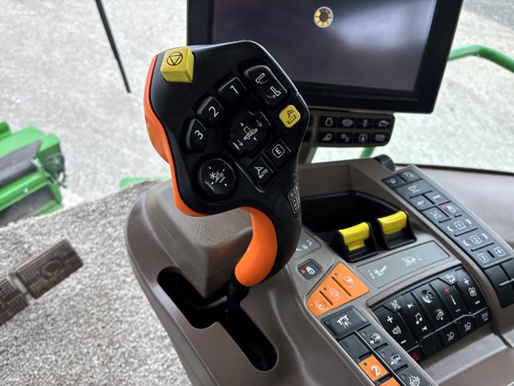 2023-john-deere-s780-image-100