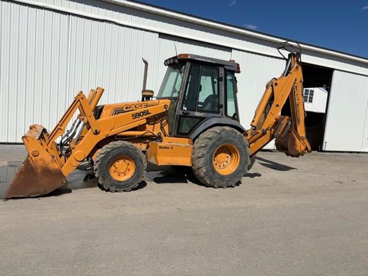 2002-case-590sl-image-2