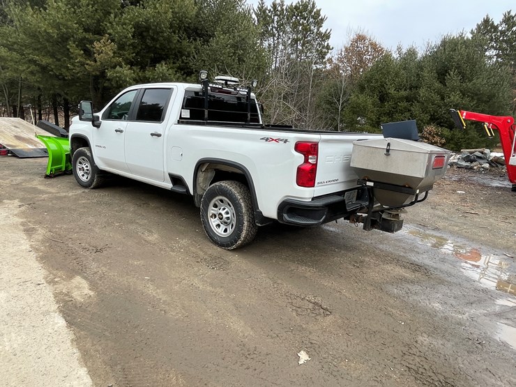 2020-chevrolet-2500hd-image-7