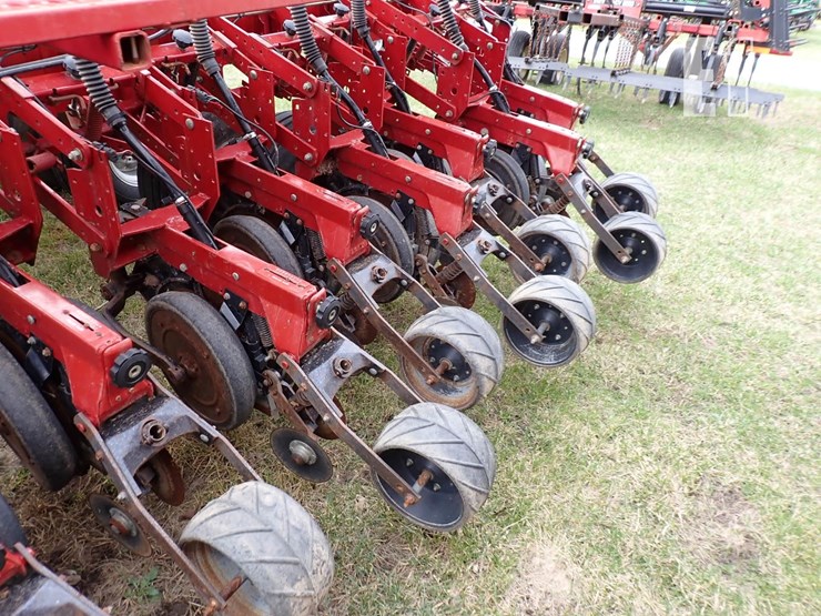 case-ih-5500-image-5