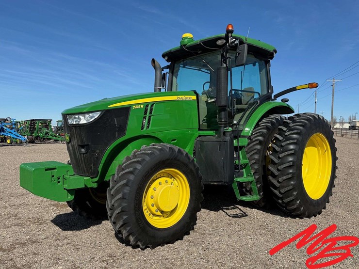 2011-john-deere-7215r-image-1