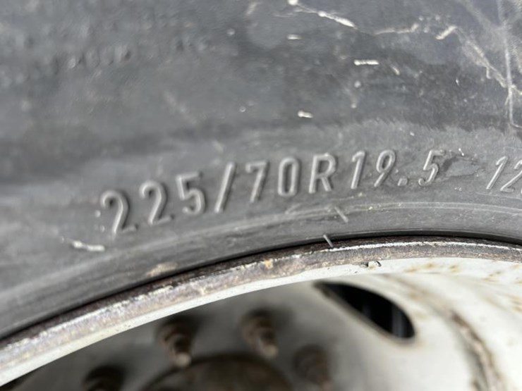 2010-ford-f550-xl-sd-image-43