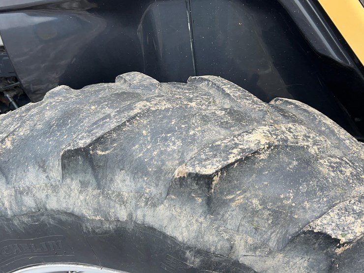 2002-challenger-mt665-image-9