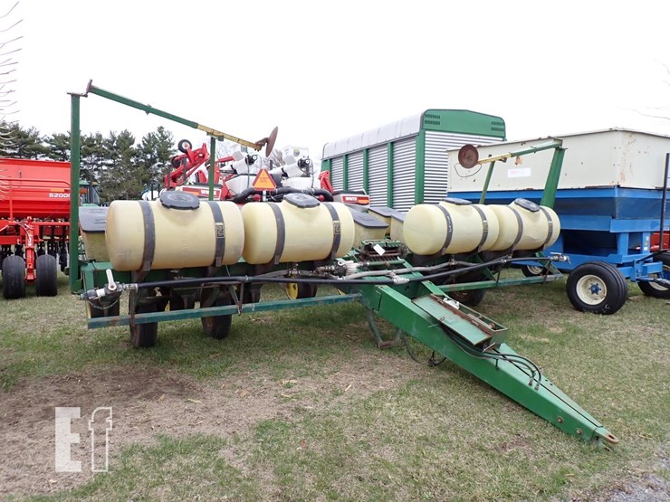 john-deere-7000-image-1