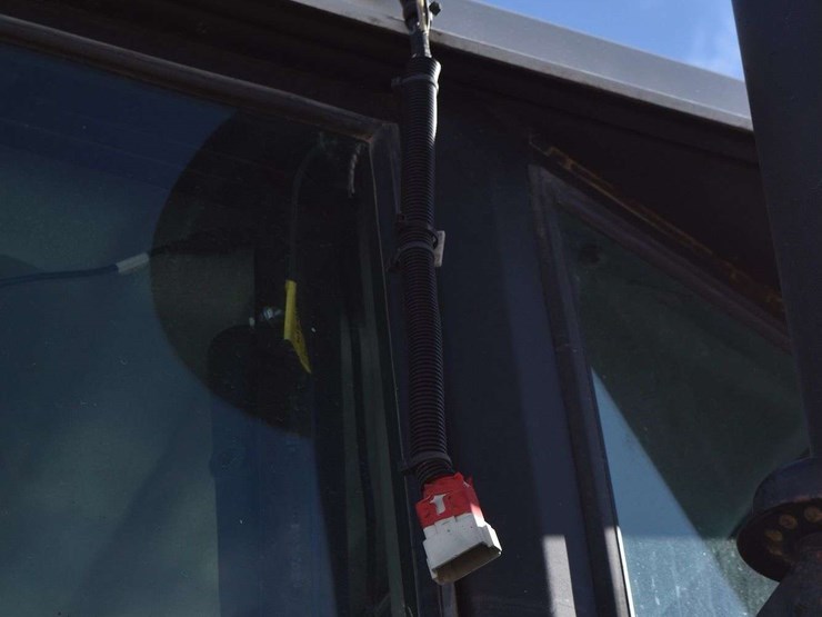 1991-versatile-846-image-52