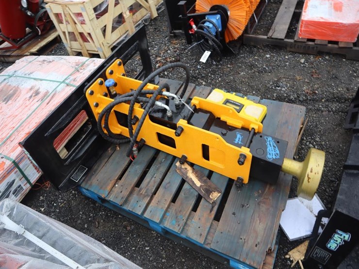 future-qa-ft-d680-post-driver-image-6