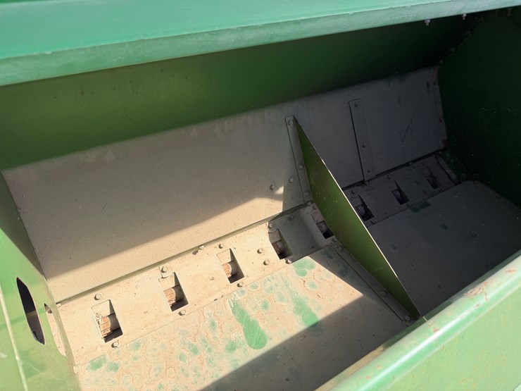 john-deere-1560-image-42