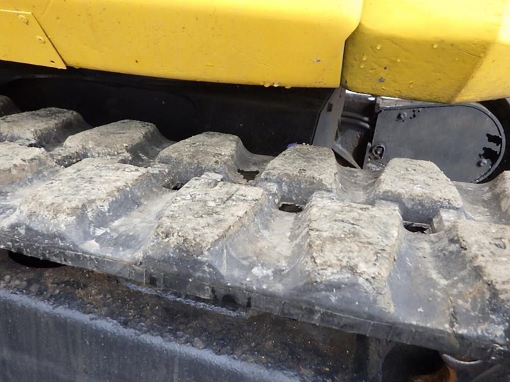 komatsu-pc12uu-image-31