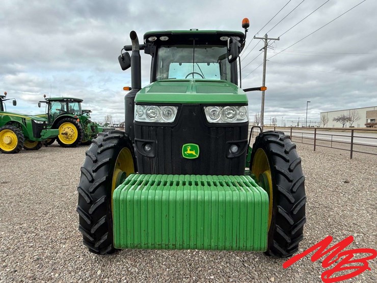 2013-john-deere-8285r-image-8