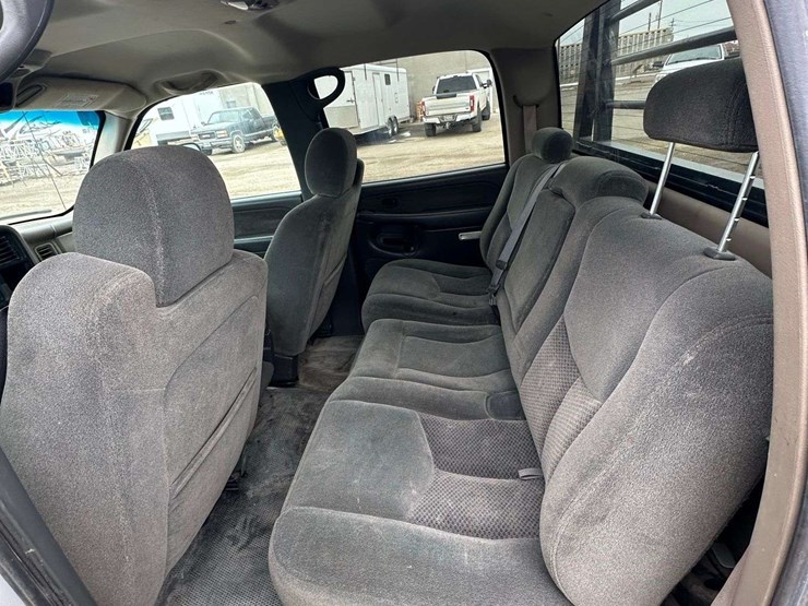 2007-gmc-3500-image-34