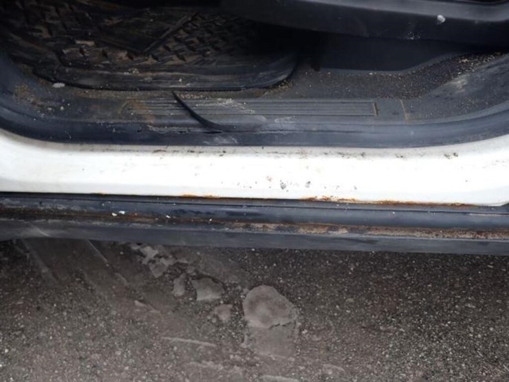 2015-chevrolet-traverse-image-35