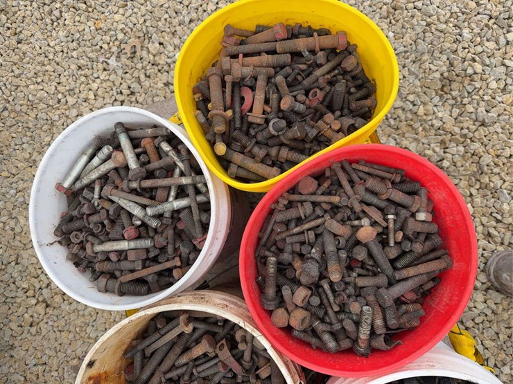 pallet-of-used-bolts-image-7