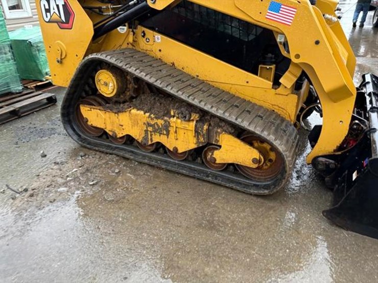 2021-caterpillar-259d3-image-8