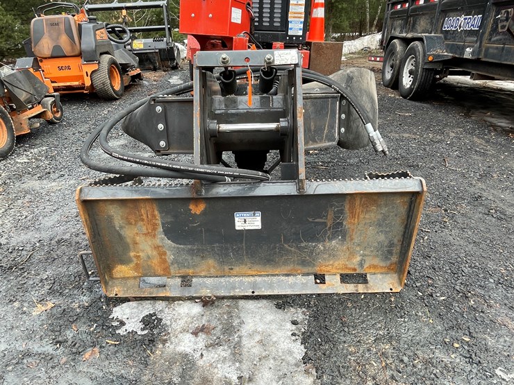 #1017-•-stumper-skid-steer-stump-grinder-(fall-creek,-wi)-image-6