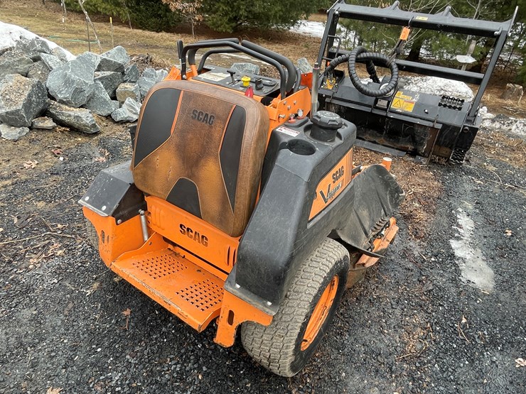#1015-•-scag-v-ride-lawn-mower-(fall-creek,-wi)-image-21