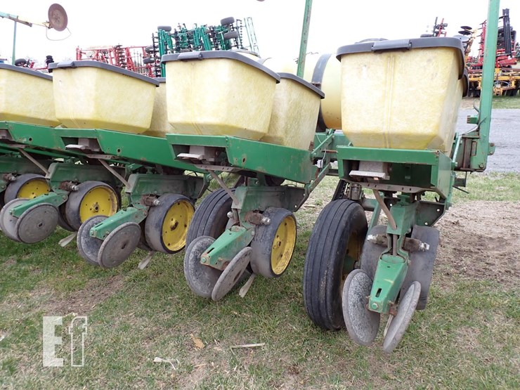 john-deere-7000-image-7