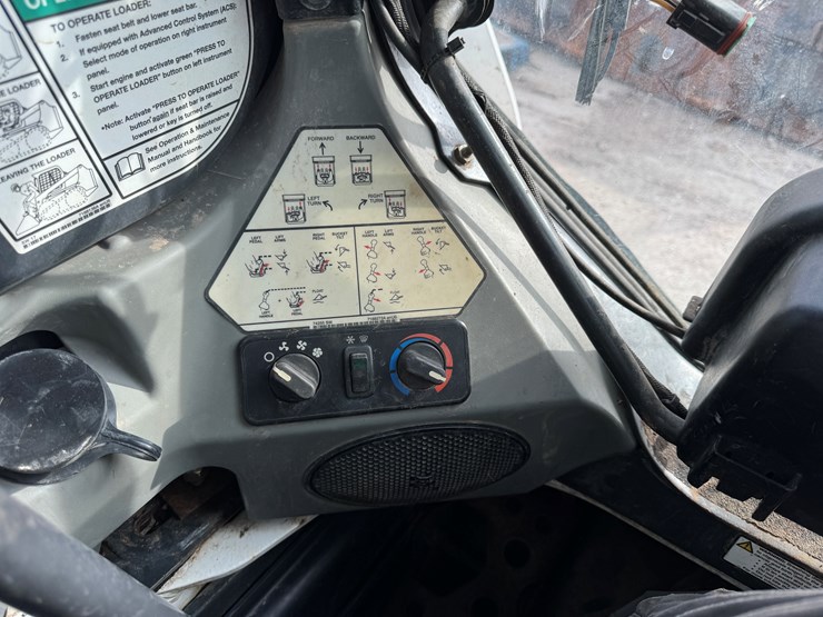 2019-bobcat-s650-image-17