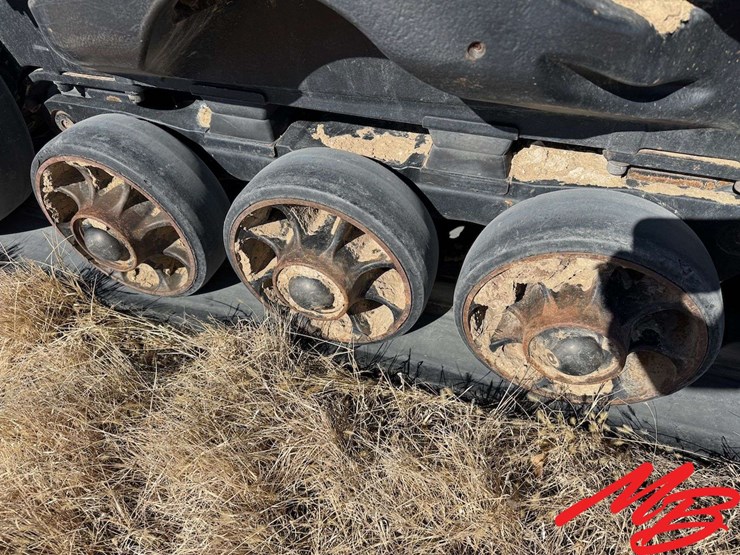 2014-case-ih-400-image-43