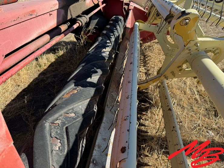 new-holland-499-image-21